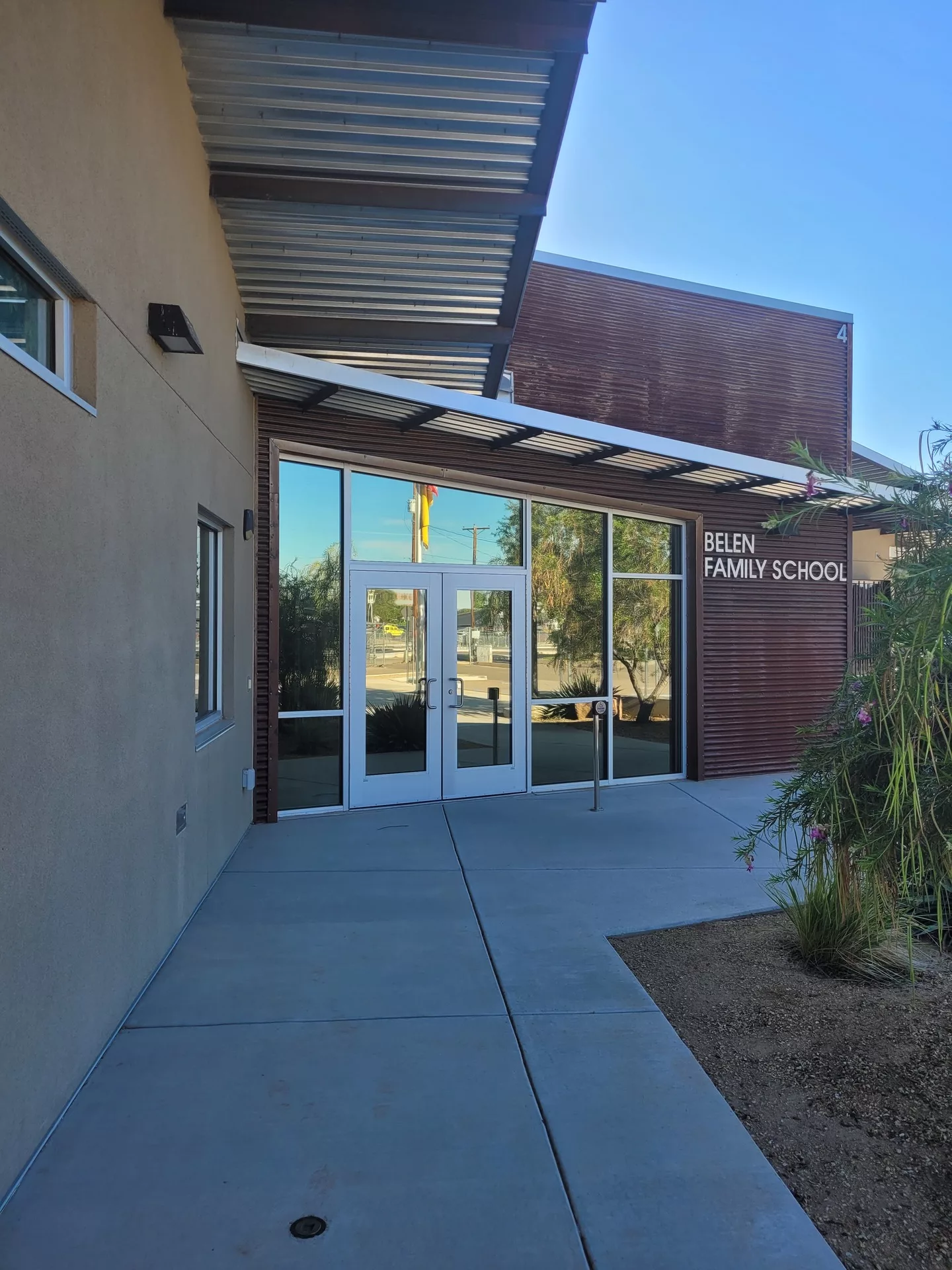 Belen Family School